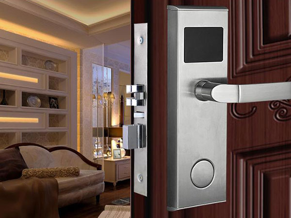 新都24小时上门开锁公司