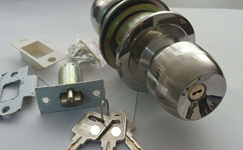 新都24小时上门开锁公司