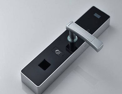 新都24小时上门开锁公司