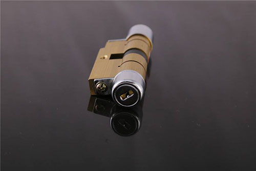 新都24小时上门开锁公司